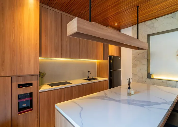 Modern 3br Seminyak, Location Villa *